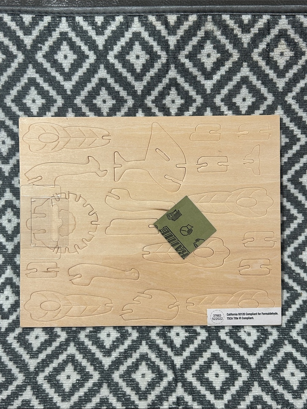 Robotime Peacock 3D Wooden Paintable Puzzle Natural Wood Finish NIP age 8+ - Picture 2 of 2
